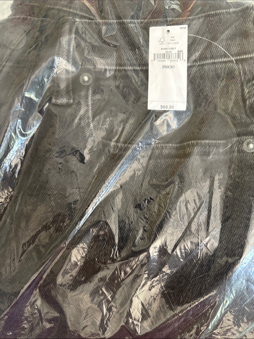 Black GAP jeans